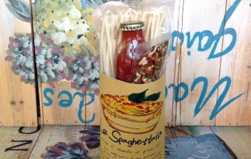 Italian Pasta Kit La Spaghettata with Tomato Sauce